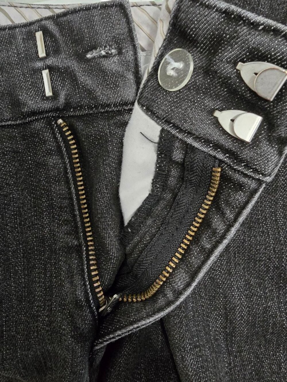 Chicos Platinum Dark Wash Straight-Leg Women's Jeans Size 1.5 Regular Cotton - Picture 6 of 7